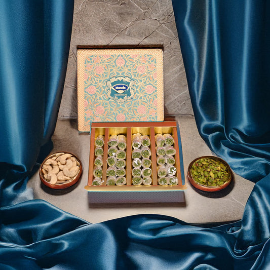 Kaju Pista Roll