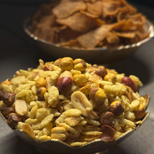 Khatta Meetha Roasted Poha Chana